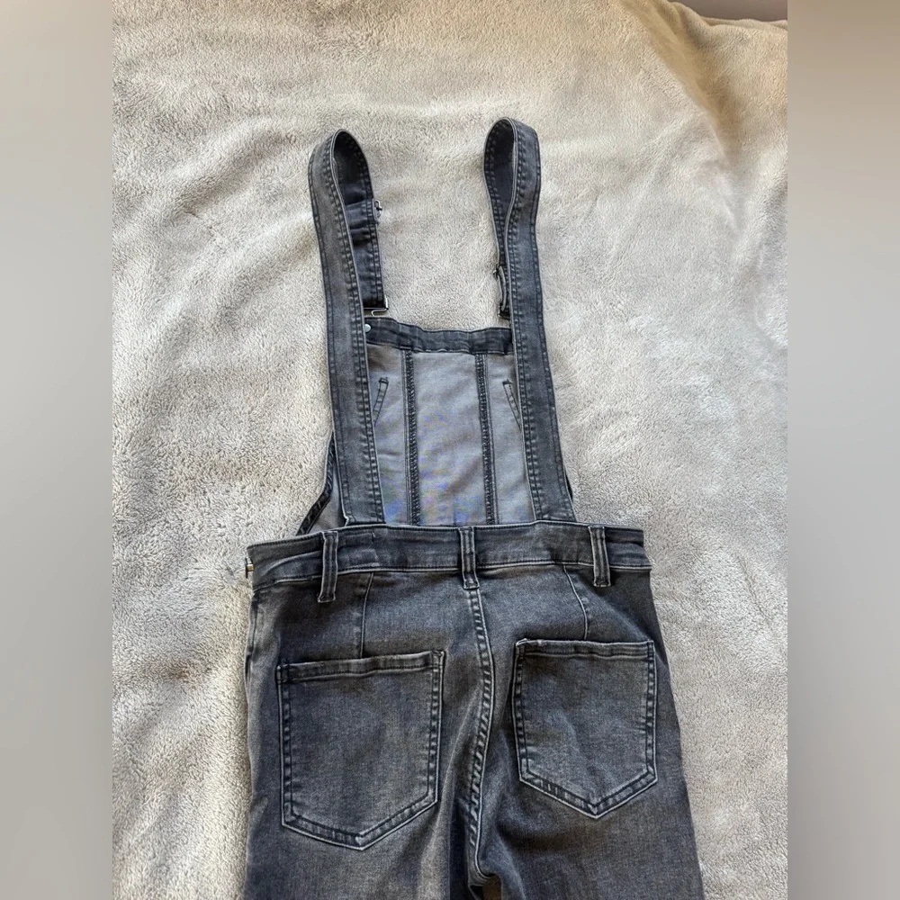 Free People We The Free Black Carly Mid Rise Flare Overalls Size 24 - Picture 7 of 11